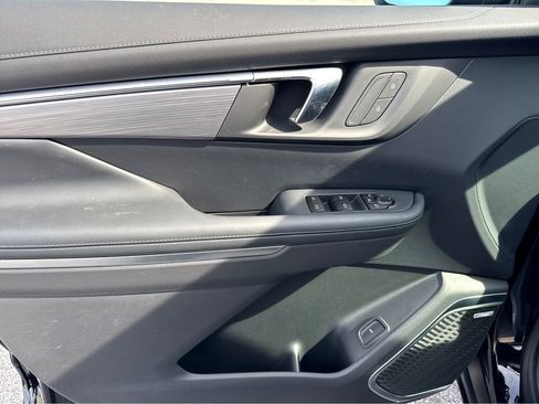 New 2026 Buick Enclave Preferred w/ LPO, Floor Liner Package AWD/4WD image 10