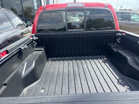 Used 2021 Toyota Tacoma SR w/ SR Convenience Package RWD image 7
