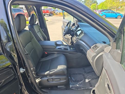 Used 2024 Honda Passport EX-L image 10