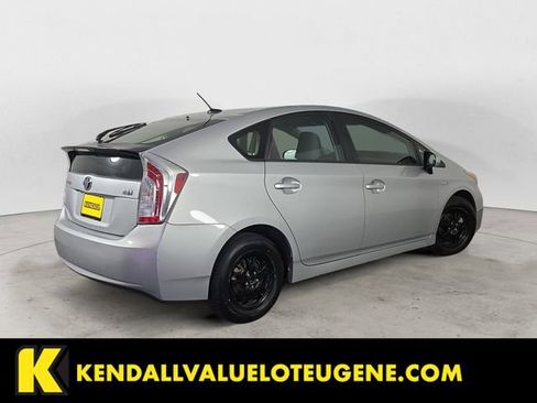 Used 2013 Toyota Prius Three image 2