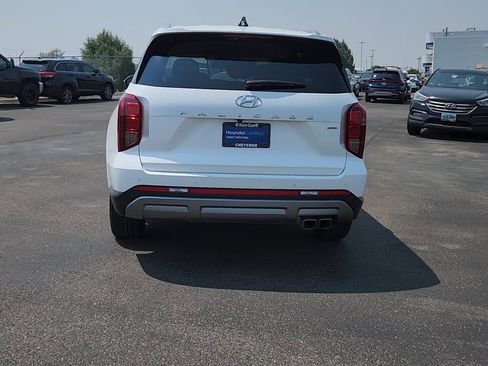 Certified 2025 Hyundai Palisade SEL AWD/4WD image 3
