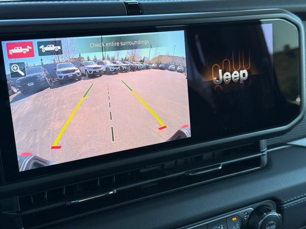 New 2026 Jeep Gladiator Rubicon w/ Safety Group AWD/4WD image 15