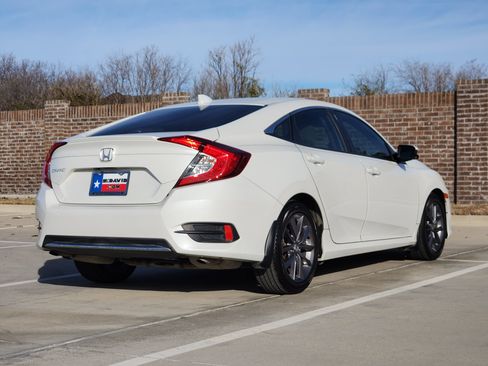 Used 2019 Honda Civic EX image 6