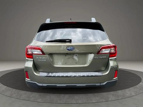 Used 2016 Subaru Outback 2.5i Premium AWD/4WD image 6