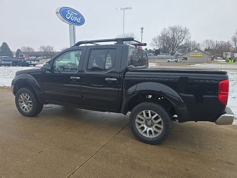 Used 2012 Nissan Frontier SL image 4