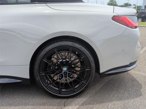 Used 2023 BMW M4 xDrive Competition w/ M Carbon Exterior Package AWD/4WD image 12