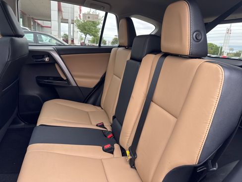 Used 2017 Toyota RAV4 Limited image 24