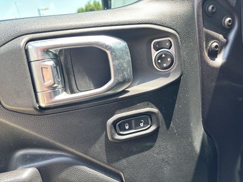 Used 2020 Jeep Wrangler Unlimited Sport S AWD/4WD image 14