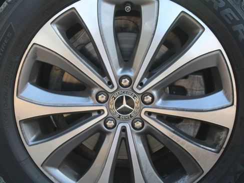 Used 2021 Mercedes-Benz GLE 350 4MATIC image 18