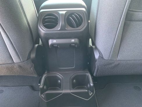 New 2025 Jeep Gladiator Sport image 24