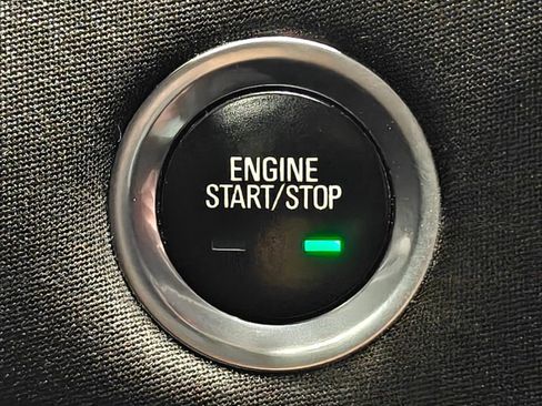 Used 2022 Chevrolet Malibu RS image 9