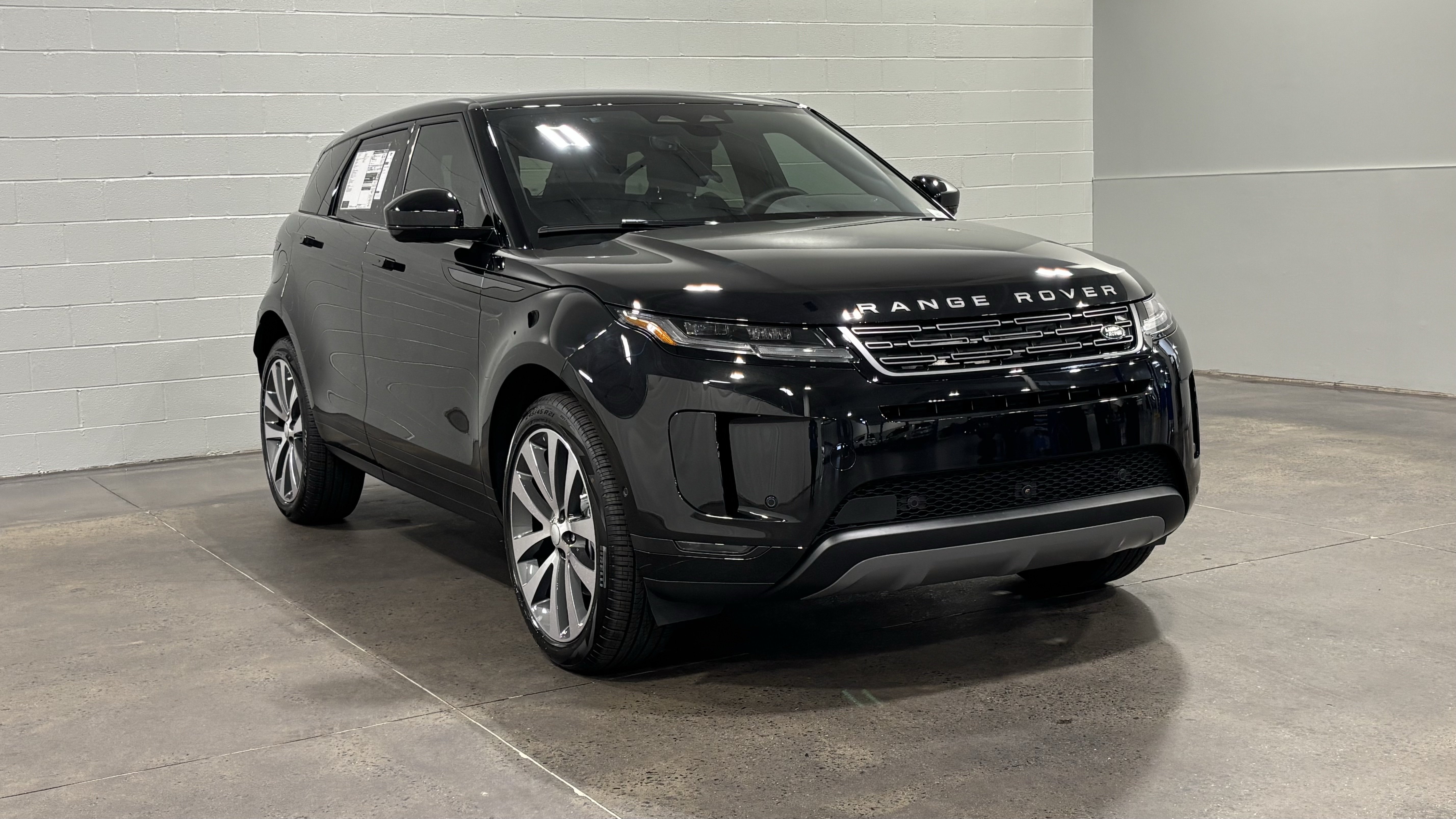 New 2026 Land Rover Range Rover Evoque S AWD/4WD image 11
