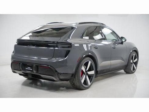 New 2025 Porsche Macan Turbo Electric image 10