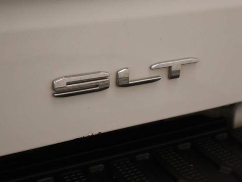 Used 2024 GMC Sierra 1500 SLT AWD/4WD image 20