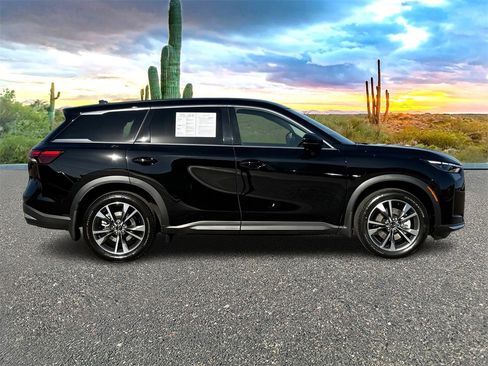 Used 2026 INFINITI QX60 Pure w/ Cargo Package image 3