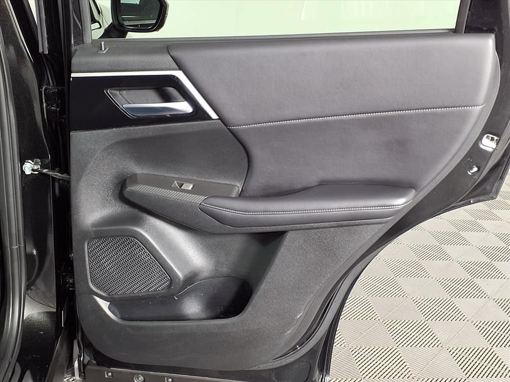 Used 2024 Mitsubishi Outlander SE FWD image 10