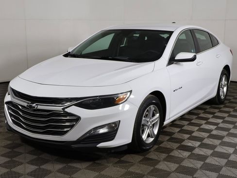 Used 2024 Chevrolet Malibu LS w/ LPO, Floor Liner Package image 6