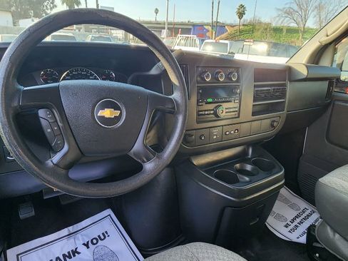Used 2014 Chevrolet Express 2500 LT w/ LT Preferred Equipment Group image 10