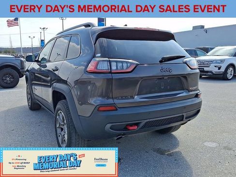 Used 2020 Jeep Cherokee Trailhawk w/ Cold Weather Group AWD/4WD image 8