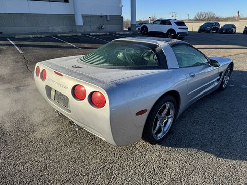 Used 1997 Chevrolet Corvette Coupe w/ Memory Pkg image 7