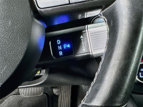 Certified 2025 Hyundai Sonata Limited FWD image 19
