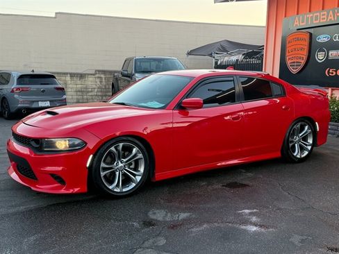 Used 2022 Dodge Charger R/T RWD image 5