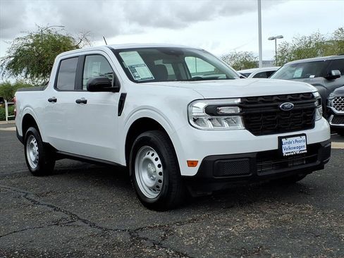 Used 2024 Ford Maverick XL image 1