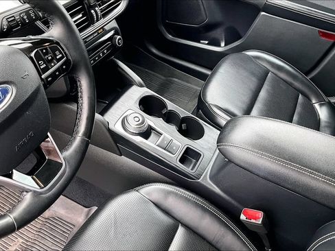 Used 2023 Ford Escape Platinum AWD/4WD image 8