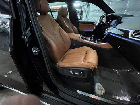 Used 2019 BMW X5 xDrive40i w/ Convenience Package AWD/4WD image 13