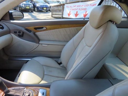 Used 2008 Mercedes-Benz SL 600 image 27