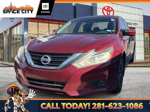 Used 2017 Nissan Altima 2.5 SR image 1