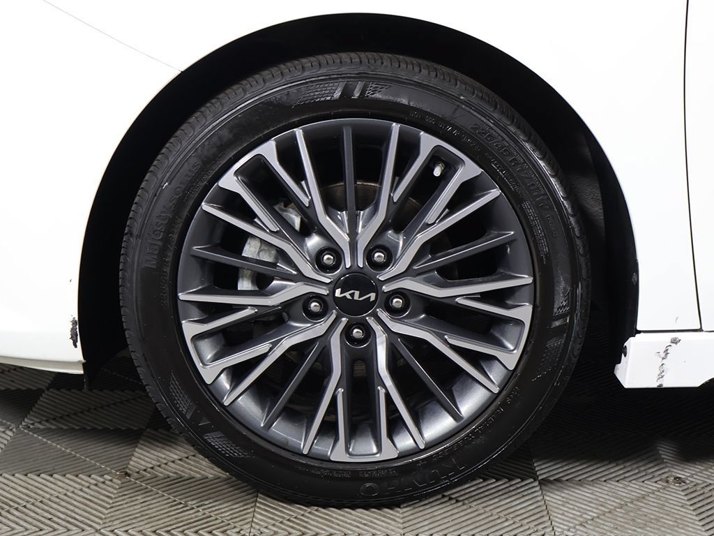 Used 2024 Kia Forte GT-Line FWD image 20