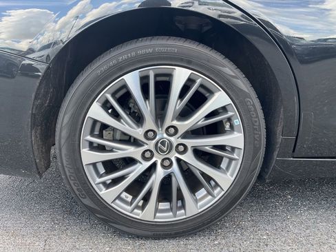Used 2021 Lexus ES 350 w/ Premium Package FWD image 7