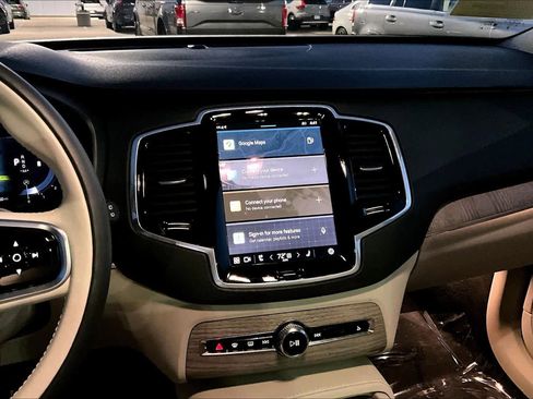 Certified 2024 Volvo XC90 B6 Plus w/ Protection Package Premier image 6