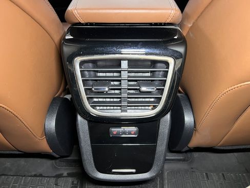 Used 2021 Lincoln Nautilus Reserve w/ Monochromatic Package image 12