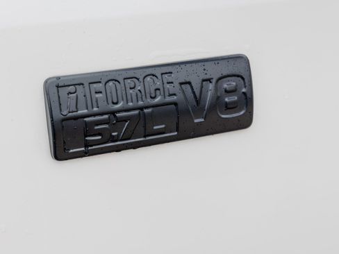 Used 2018 Toyota Tundra SR5 image 13