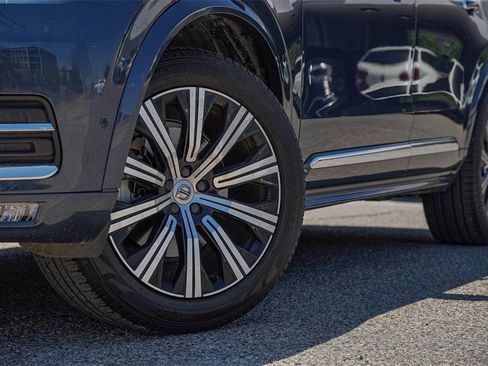 Used 2022 Volvo XC90 T6 Inscription image 2
