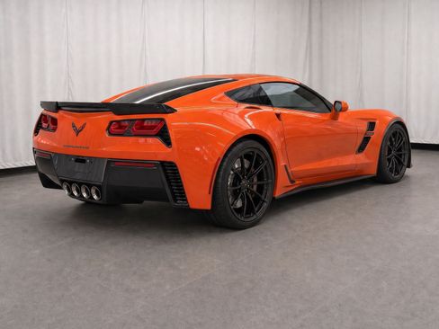 Used 2019 Chevrolet Corvette Grand Sport RWD image 3