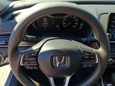 Used 2020 Honda Accord LX image 19