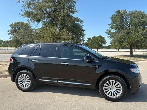 Used 2015 Lincoln MKX FWD image 48