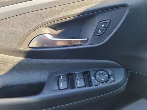 Used 2024 Buick Envista Preferred image 21