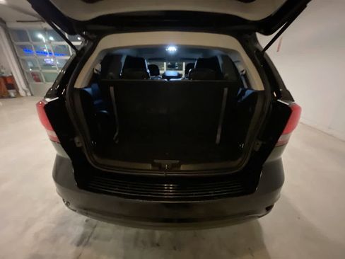Used 2019 Dodge Journey GT image 23
