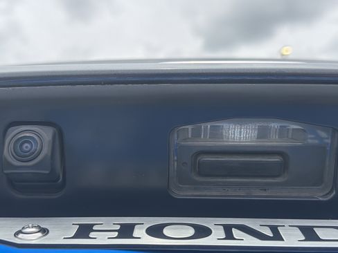 Certified 2022 Honda Civic EX image 21