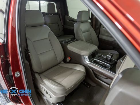 Used 2023 GMC Sierra 1500 SLT image 42