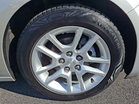 Used 2015 Chevrolet Malibu LT w/ Power Convenience Package FWD image 9