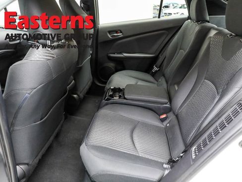 Used 2018 Toyota Prius Prime Plus image 31