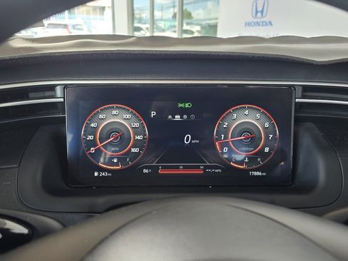 Used 2023 Hyundai Santa Cruz SEL image 17