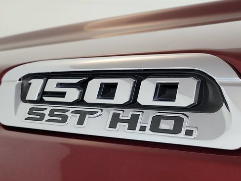 Used 2025 RAM 1500 Limited AWD/4WD image 8