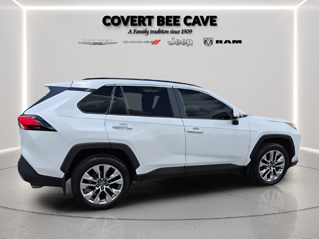 Used 2024 Toyota RAV4 Limited FWD image 10