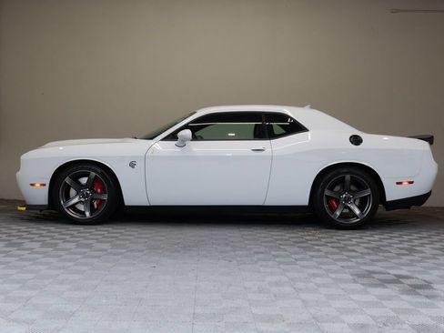 Used 2020 Dodge Challenger SRT Hellcat Redeye RWD image 8